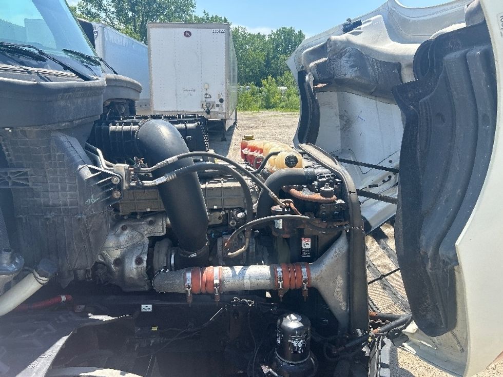 Day Cab Tractor-Heavy Duty Tractors-Freightliner-2018-T12664ST-La Porte-IN-458,118\n\t\tmiles-$ 35,000 - Image 15