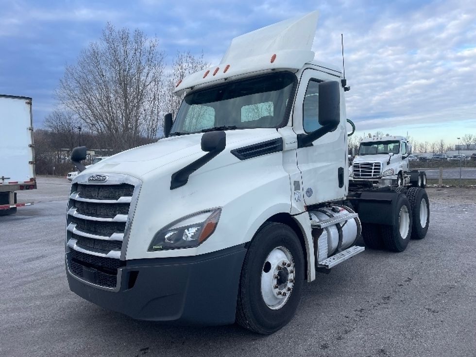Your Next Used 2018 Freightliner T12664ST, 277751, Is For Sale And