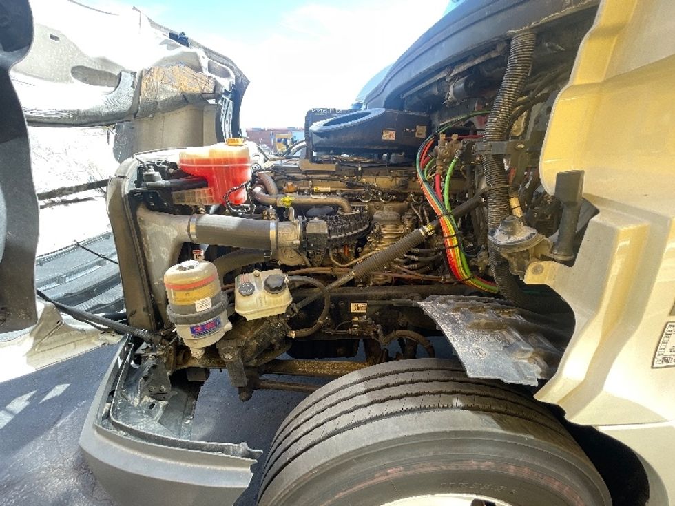 Day Cab Tractor-Heavy Duty Tractors-Freightliner-2018-T12664ST-Las Vegas-NV-742,273\n\t\tmiles-$ 24,750 - Image 16