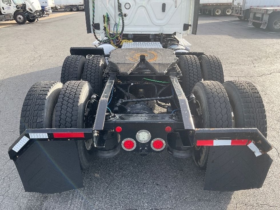 Day Cab Tractor-Heavy Duty Tractors-Freightliner-2018-T12664ST-Little Rock-AR-278,621\n\t\tmiles-$ 50,250 - Image 6