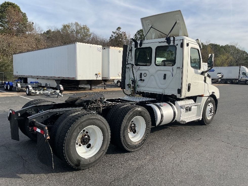 Day Cab Tractor-Heavy Duty Tractors-Freightliner-2018-T12664ST-Little Rock-AR-278,621\n\t\tmiles-$ 50,250 - Image 7