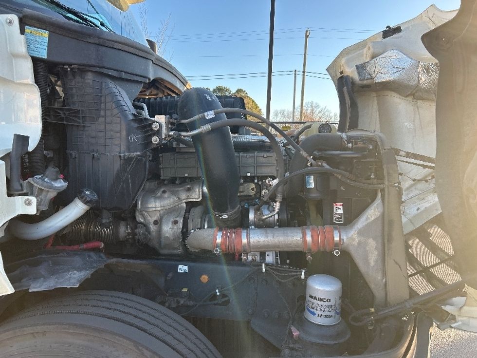 Day Cab Tractor-Heavy Duty Tractors-Freightliner-2018-T12664ST-Lowell-AR-442,537\n\t\tmiles-$ 40,500 - Image 15