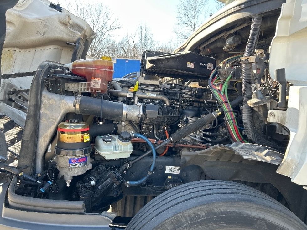 Day Cab Tractor-Heavy Duty Tractors-Freightliner-2018-T12664ST-Memphis-TN-499,010\n\t\tmiles-$ 44,250 - Image 15