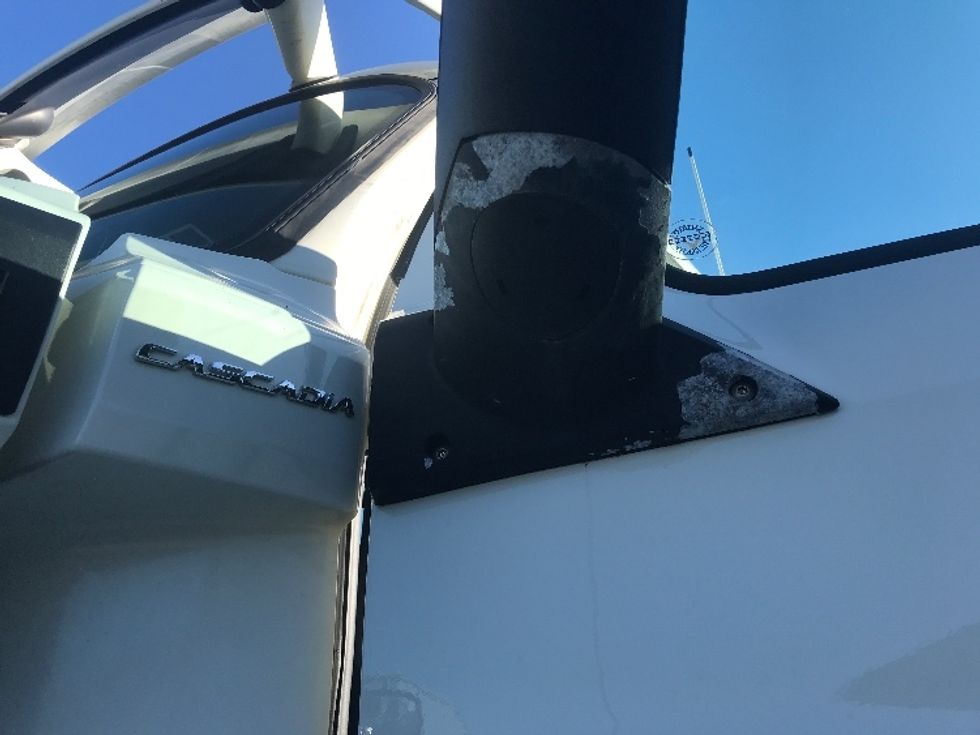 Day Cab Tractor-Heavy Duty Tractors-Freightliner-2018-T12664ST-Middlefield-OH-329,337\n\t\tmiles-$ 51,750 - Image 19