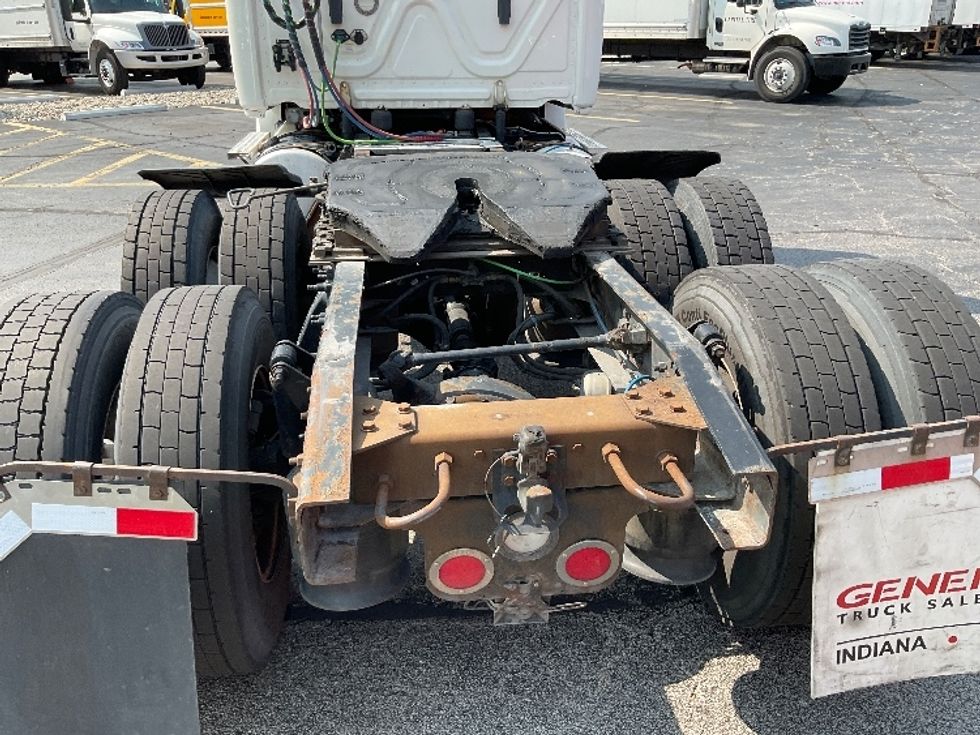 Day Cab Tractor-Heavy Duty Tractors-Freightliner-2018-T12664ST-Middlefield-OH-464,443\n\t\tmiles-$ 46,500 - Image 6