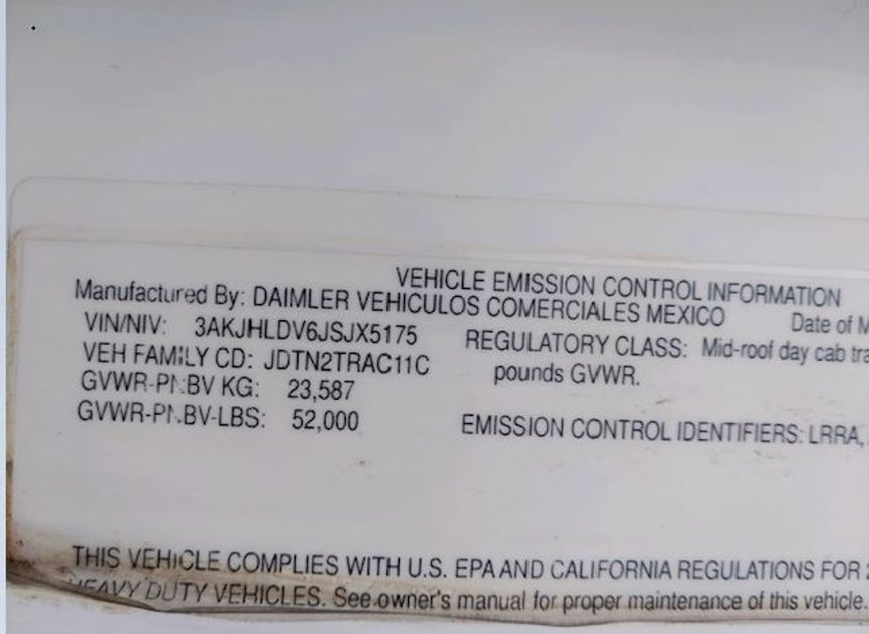 Day Cab Tractor-Heavy Duty Tractors-Freightliner-2018-T12664ST-Middlefield-OH-601,999\n\t\tmiles-$ 32,500 - Image 16