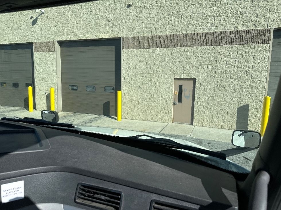 Day Cab Tractor-Heavy Duty Tractors-Freightliner-2018-T12664ST-Milwaukee-WI-501,643\n\t\tmiles-$ 42,250 - Image 13