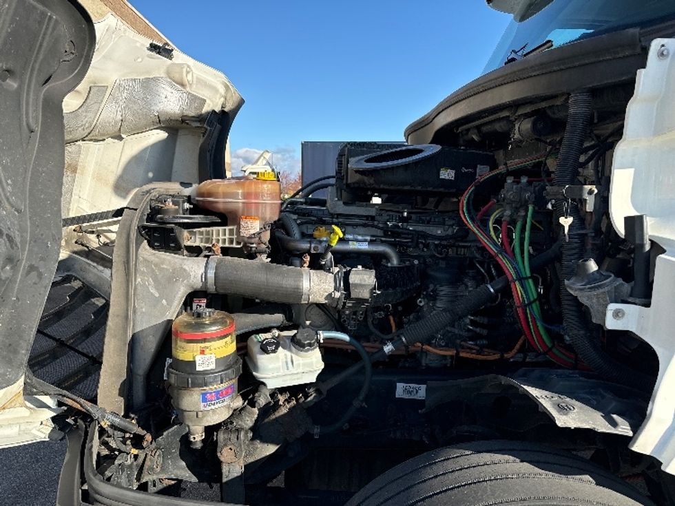 Day Cab Tractor-Heavy Duty Tractors-Freightliner-2018-T12664ST-Milwaukee-WI-515,282\n\t\tmiles-$ 40,500 - Image 13