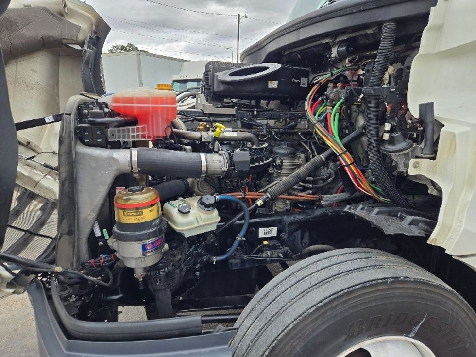 Day Cab Tractor-Heavy Duty Tractors-Freightliner-2018-T12664ST-Monroe-LA-621,524\n\t\tmiles-$ 36,000 - Image 15