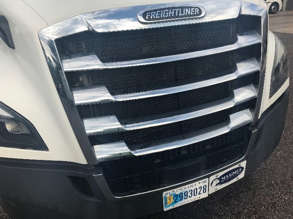 Day Cab Tractor-Heavy Duty Tractors-Freightliner-2018-T12664ST-Olive Branch-MS-315,269\n\t\tmiles-$ 52,250 - Image 21