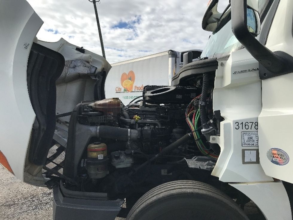 Day Cab Tractor-Heavy Duty Tractors-Freightliner-2018-T12664ST-Panama City-FL-308,280\n\t\tmiles-$ 55,500 - Image 16