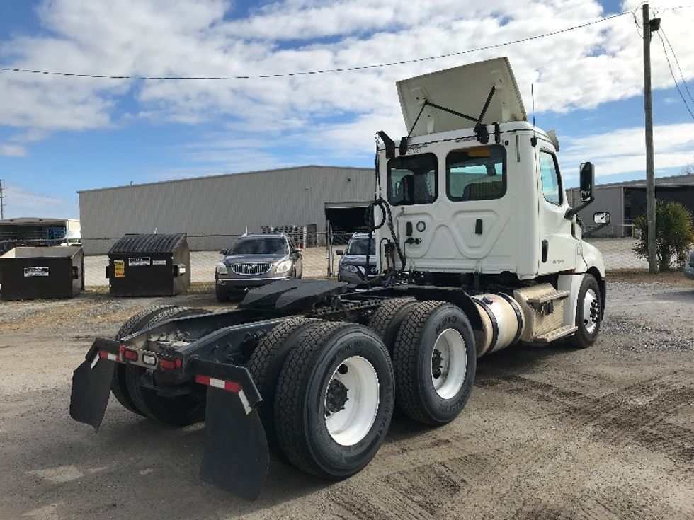 Day Cab Tractor-Heavy Duty Tractors-Freightliner-2018-T12664ST-Panama City-FL-308,280\n\t\tmiles-$ 55,500 - Image 7