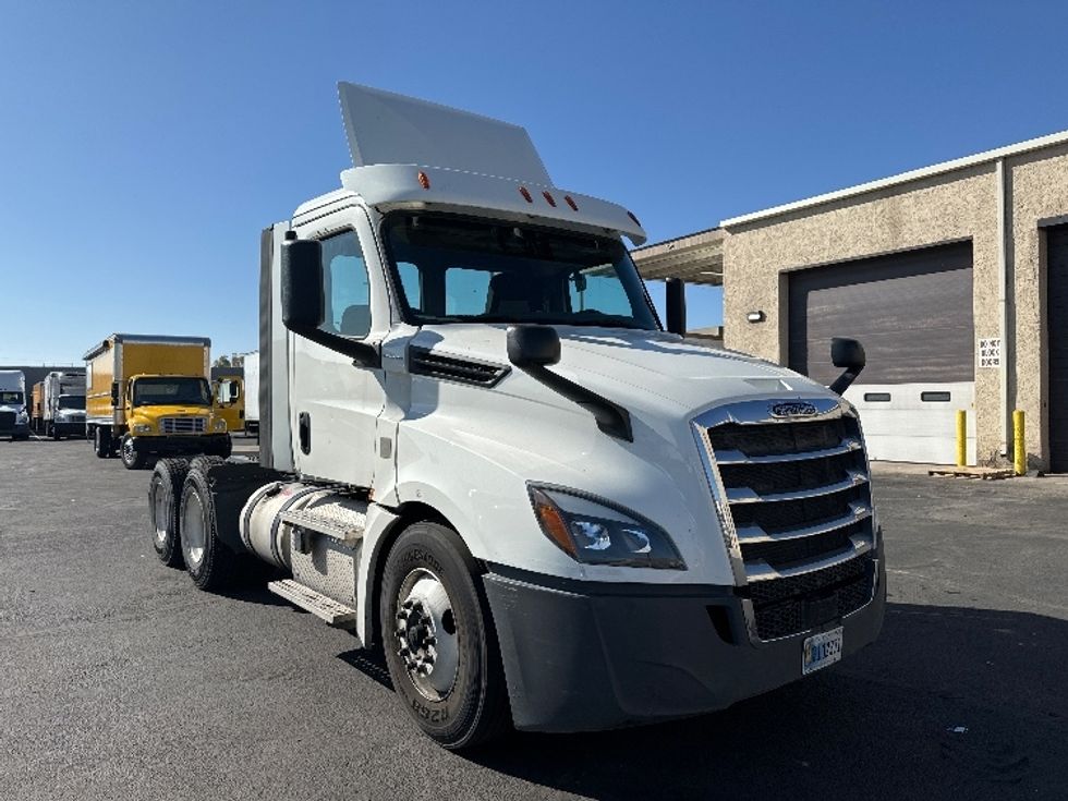Your Next Used 2018 Freightliner T12664ST, 277608, Is For Sale And Ready For You In Phoenix, AZ