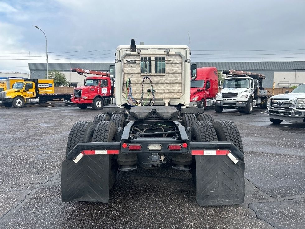 Day Cab Tractor-Heavy Duty Tractors-Freightliner-2018-T12664ST-Phoenix-AZ-302,089\n\t\tmiles-$ 45,500 - Image 6