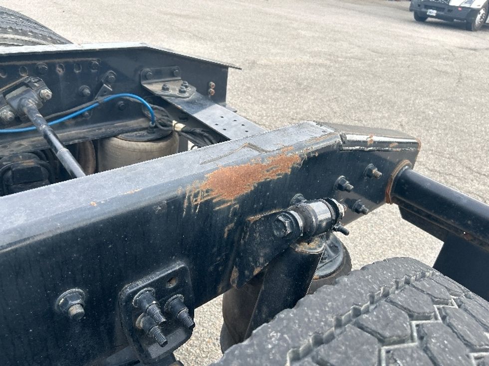 Day Cab Tractor-Heavy Duty Tractors-Freightliner-2018-T12664ST-Prince George-VA-111,816\n\t\tmiles-$ 52,000 - Image 21