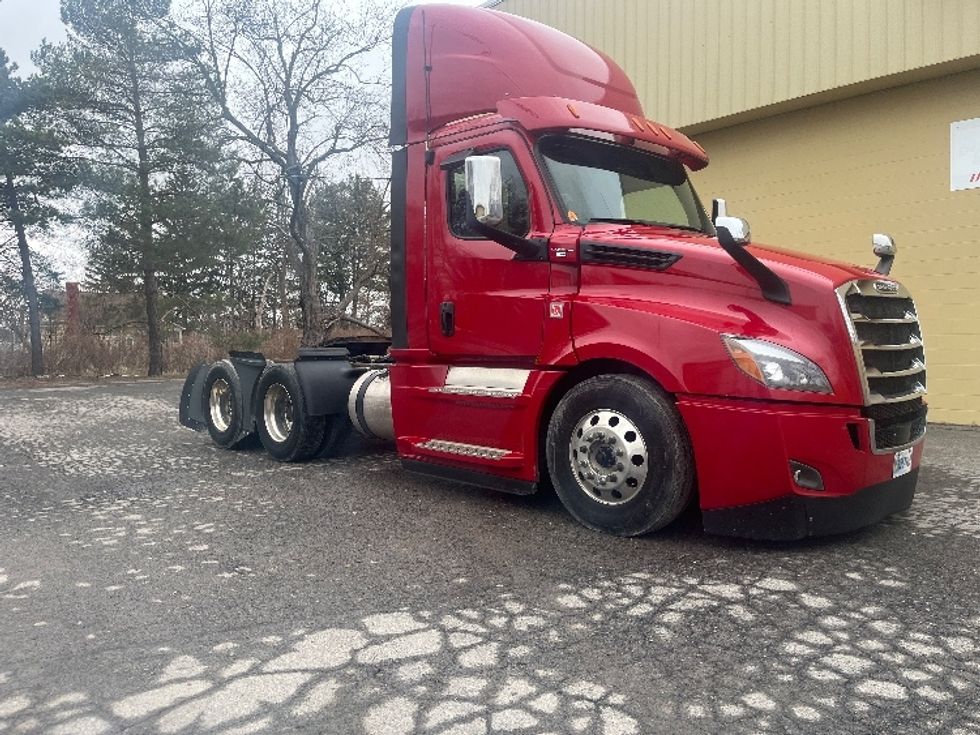 Your Next Used 2018 Freightliner T12664ST, 7920388, Is For Sale And Ready For You In Rochester