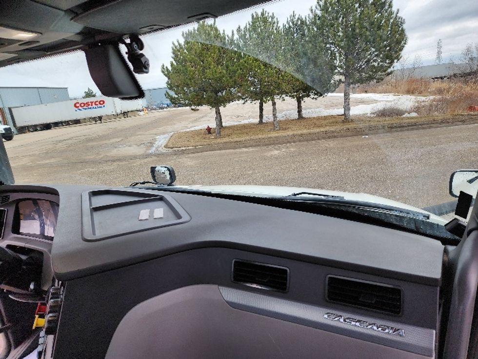 Day Cab Tractor-Heavy Duty Tractors-Freightliner-2018-T12664ST-Saginaw-MI-198,577\n\t\tmiles-$ 50,500 - Image 13