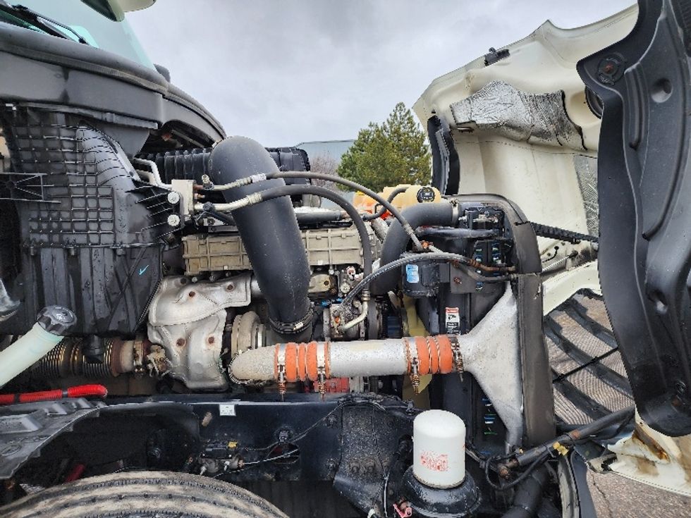 Day Cab Tractor-Heavy Duty Tractors-Freightliner-2018-T12664ST-Saginaw-MI-198,577\n\t\tmiles-$ 50,500 - Image 15