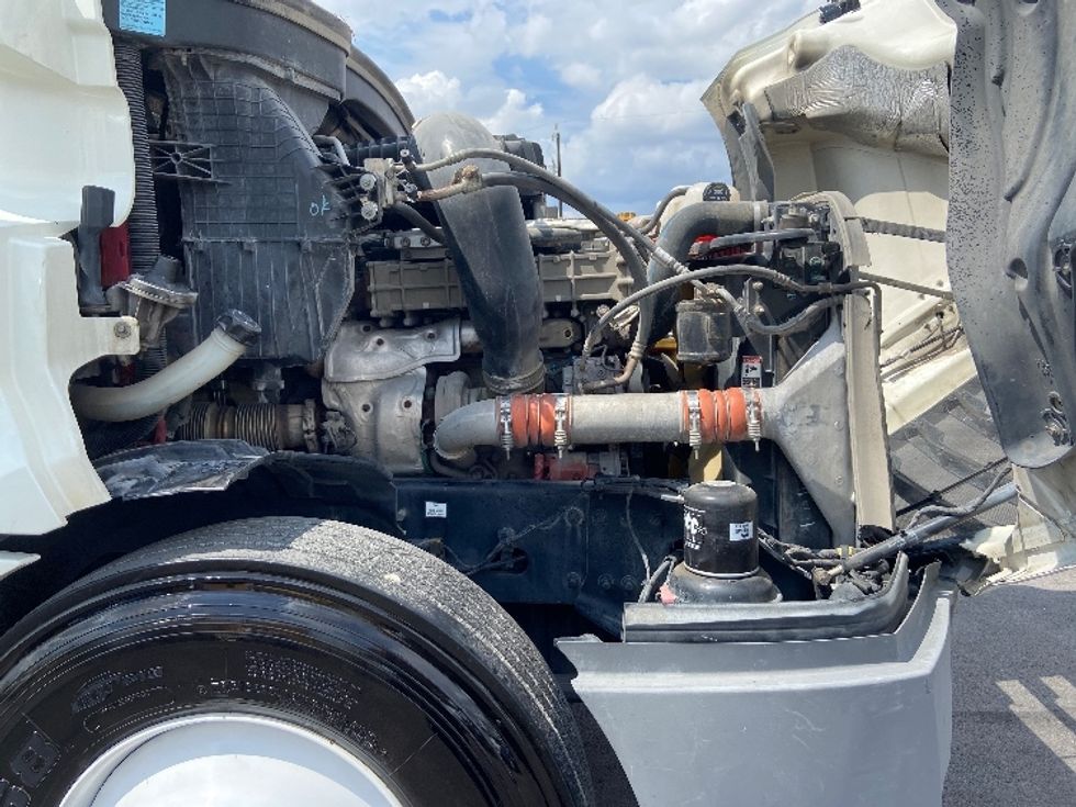 Day Cab Tractor-Heavy Duty Tractors-Freightliner-2018-T12664ST-San Antonio-TX-529,010\n\t\tmiles-$ 38,750 - Image 15