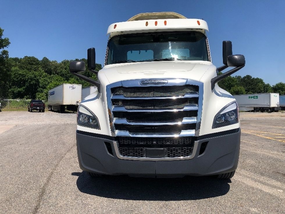 Day Cab Tractor-Heavy Duty Tractors-Freightliner-2018-T12664ST-Shreveport-LA-344,366\n\t\tmiles-$ 49,000 - Image 2