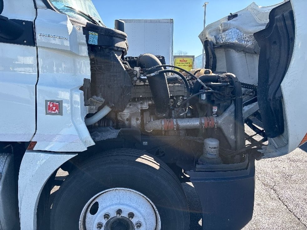 Day Cab Tractor-Heavy Duty Tractors-Freightliner-2018-T12664ST-Swedesboro-NJ-248,256\n\t\tmiles-$ 48,500 - Image 15
