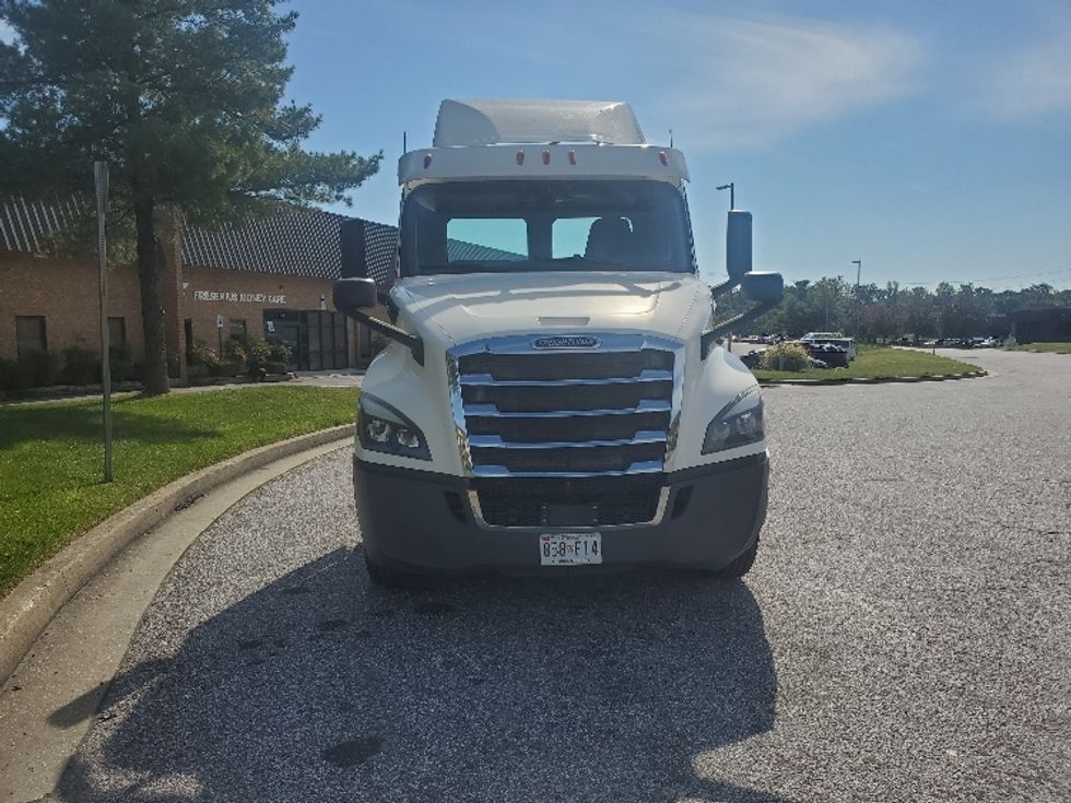 Your Next Used 2018 Freightliner T12664ST, 315358, Is For Sale And