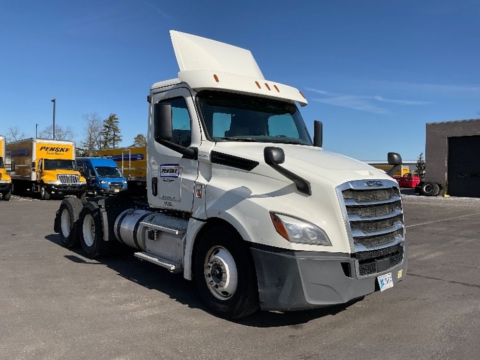 Your Next Used 2018 Freightliner T12664ST, 317300, Is For Sale And