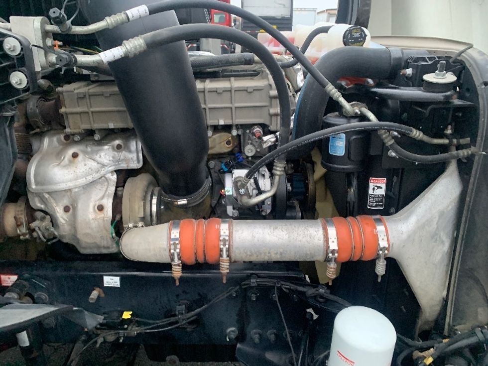 Day Cab Tractor-Heavy Duty Tractors-Freightliner-2018-T12664ST-Torrance-CA-189,174\n\t\tmiles-$ 51,500 - Image 15