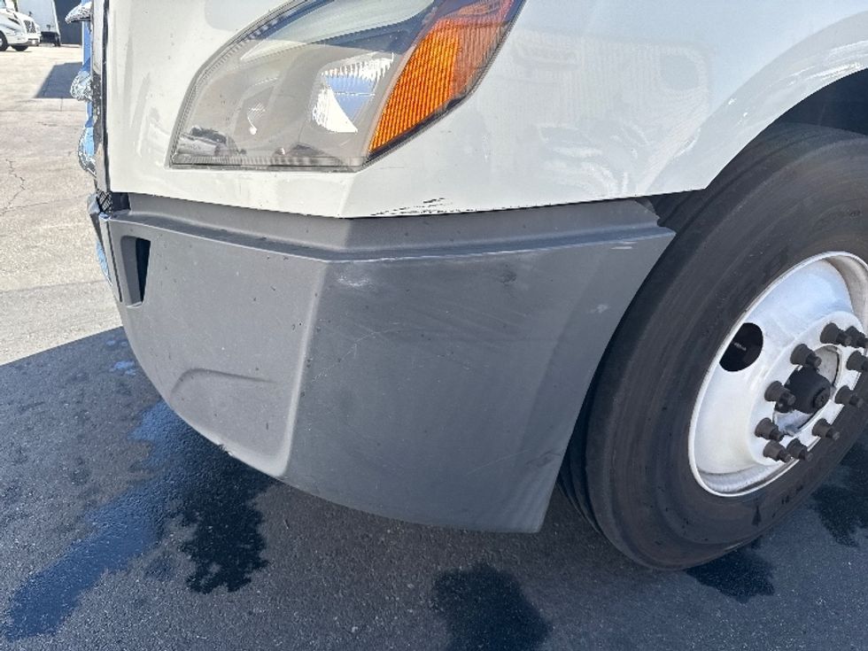 Day Cab Tractor-Heavy Duty Tractors-Freightliner-2018-T12664ST-Torrance-CA-300,109\n\t\tmiles-$ 48,500 - Image 17