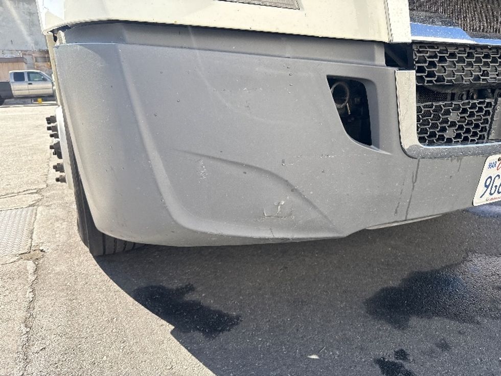 Day Cab Tractor-Heavy Duty Tractors-Freightliner-2018-T12664ST-Torrance-CA-300,109\n\t\tmiles-$ 48,500 - Image 19