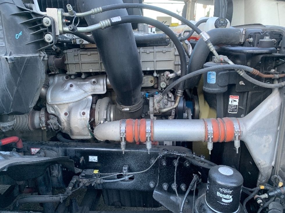 Day Cab Tractor-Heavy Duty Tractors-Freightliner-2018-T12664ST-Torrance-CA-361,044\n\t\tmiles-$ 43,750 - Image 15