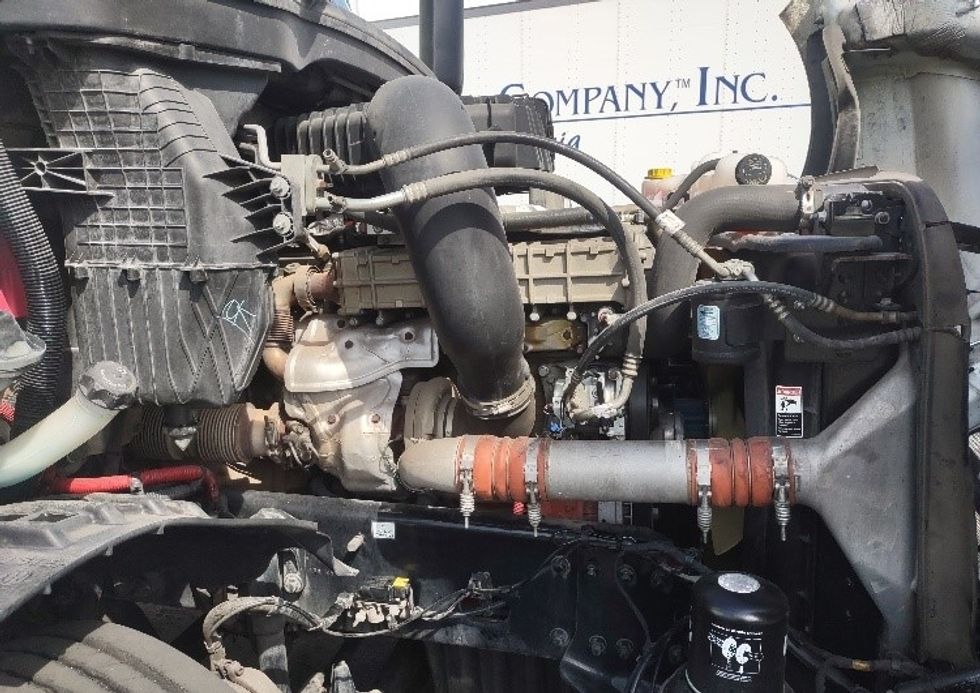 Day Cab Tractor-Heavy Duty Tractors-Freightliner-2018-T12664ST-Torrance-CA-443,896\n\t\tmiles-$ 40,750 - Image 15