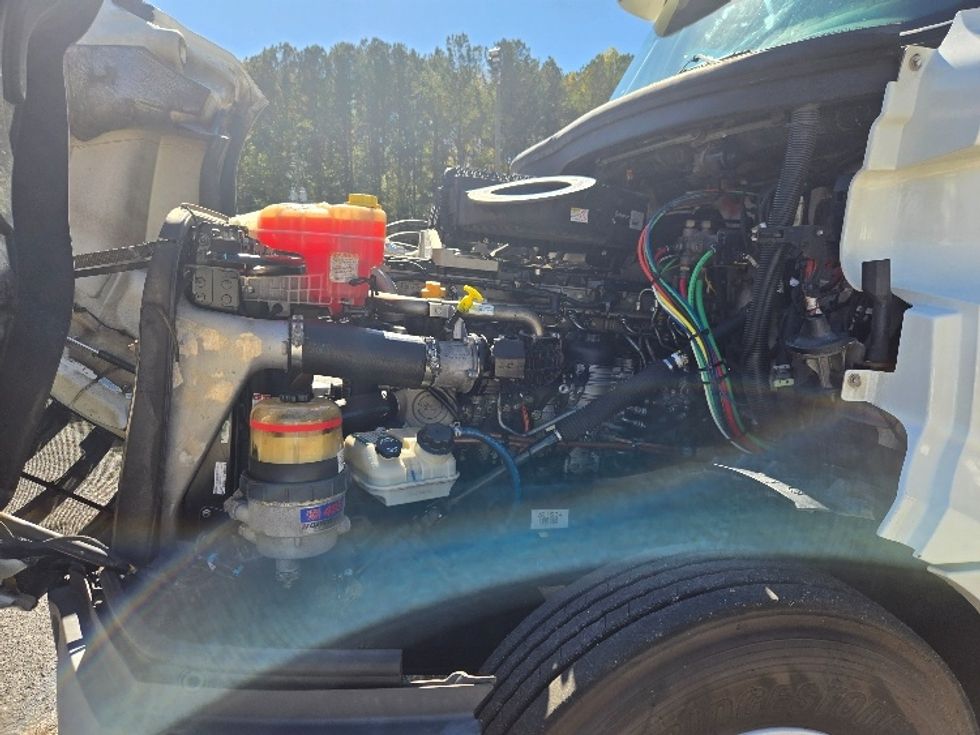 Day Cab Tractor-Heavy Duty Tractors-Freightliner-2018-T12664ST-Villa Rica-GA-507,587\n\t\tmiles-$ 36,250 - Image 16