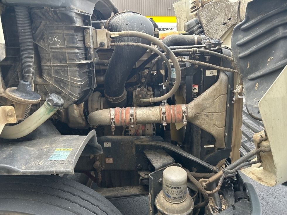 Day Cab Tractor-Heavy Duty Tractors-Freightliner-2019-Cascadia 11342ST-Cranbury-NJ-167,603\n\t\tmiles-$ 39,750 - Image 15