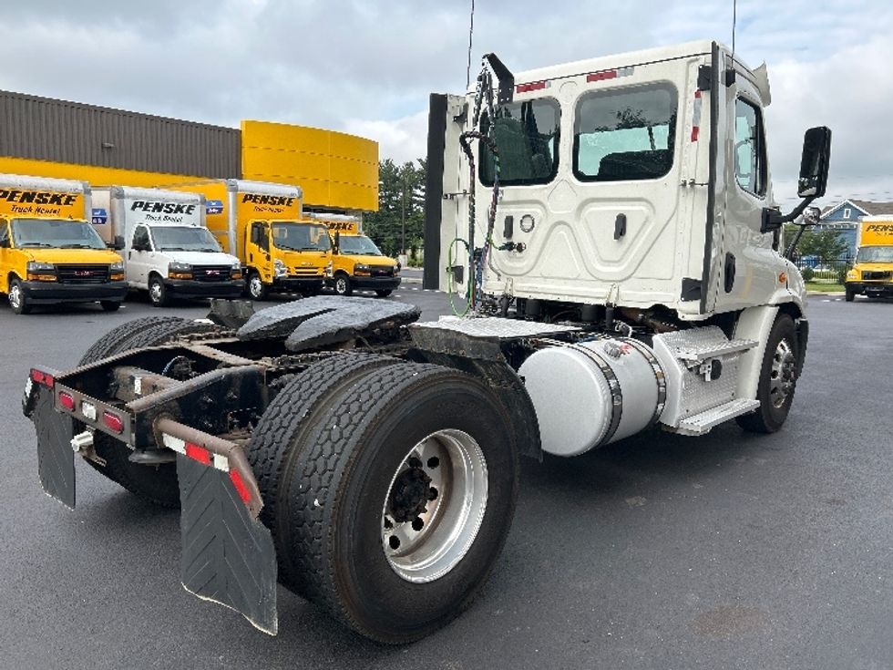 Day Cab Tractor-Heavy Duty Tractors-Freightliner-2019-Cascadia 11342ST-Cranbury-NJ-167,603\n\t\tmiles-$ 39,750 - Image 7