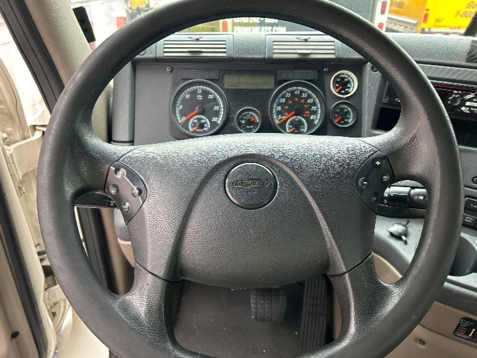 Day Cab Tractor-Heavy Duty Tractors-Freightliner-2019-Cascadia 11342ST-Duluth-GA-340,538\n\t\tmiles-$ 41,500 - Image 11