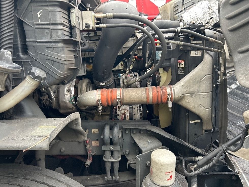 Day Cab Tractor-Heavy Duty Tractors-Freightliner-2019-Cascadia 11342ST-Duluth-GA-340,538\n\t\tmiles-$ 41,500 - Image 15