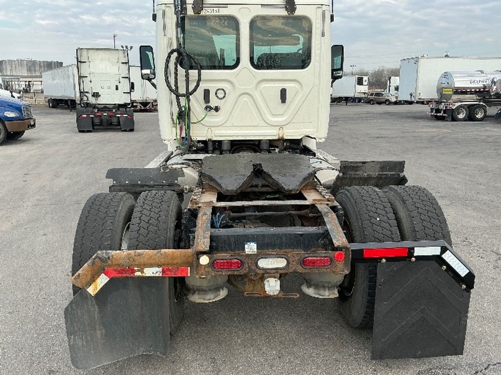 Day Cab Tractor-Heavy Duty Tractors-Freightliner-2019-Cascadia 11342ST-East Chicago-IN-269,246\n\t\tmiles-$ 25,750 - Image 6