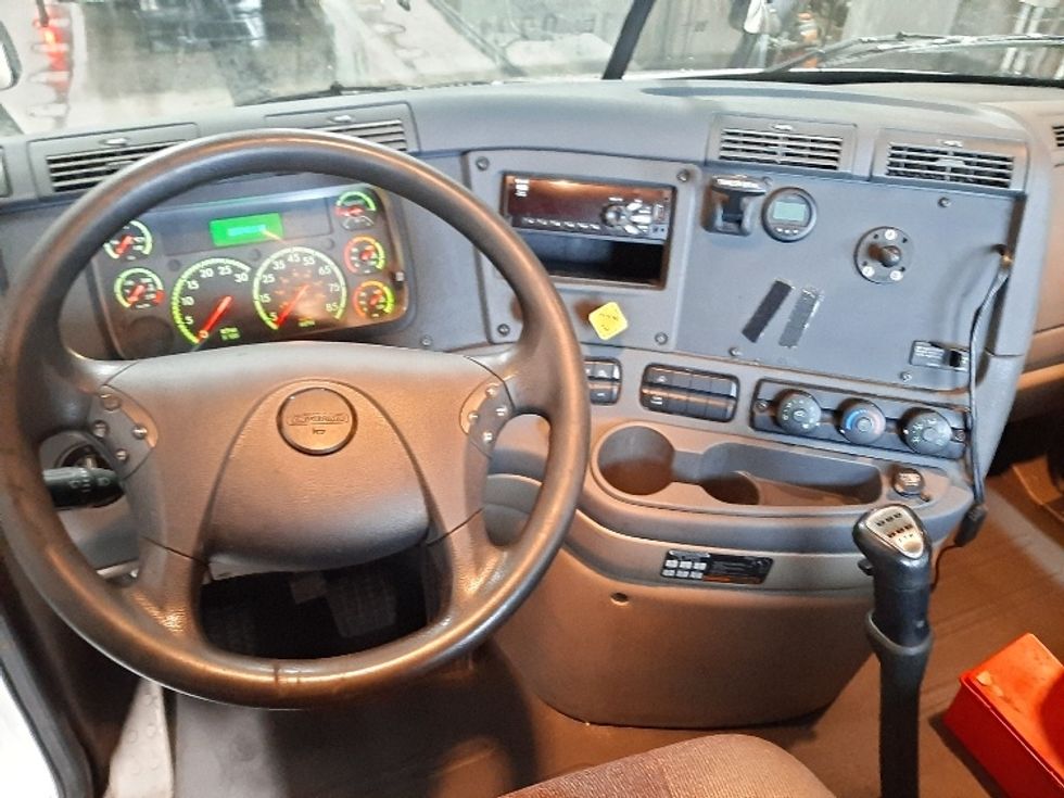 Day Cab Tractor-Heavy Duty Tractors-Freightliner-2019-Cascadia 11342ST-Fort Worth-TX-230,734\n\t\tmiles-$ 34,750 - Image 11