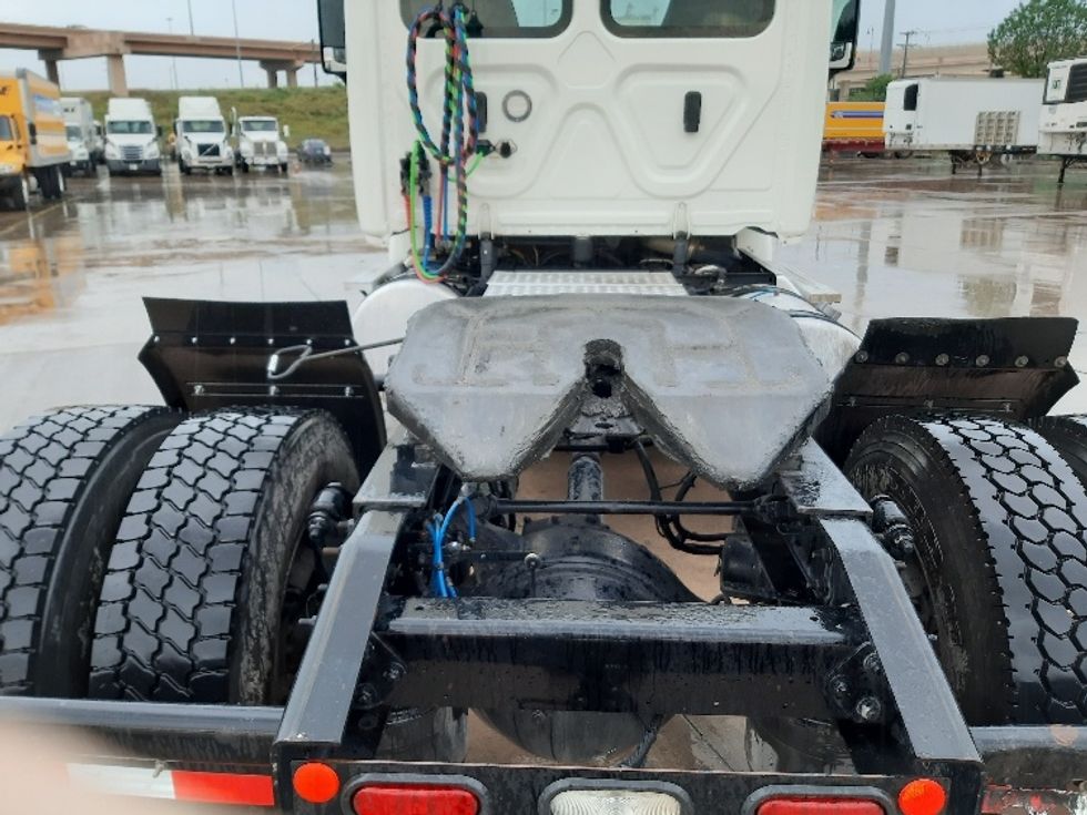 Day Cab Tractor-Heavy Duty Tractors-Freightliner-2019-Cascadia 11342ST-Fort Worth-TX-230,734\n\t\tmiles-$ 34,750 - Image 6