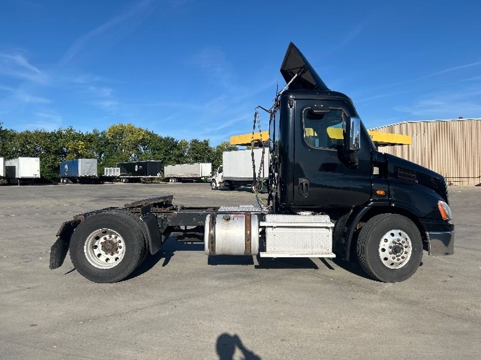 Day Cab Tractor-Heavy Duty Tractors-Freightliner-2019-Cascadia 11342ST-Goshen-IN-202,037\n\t\tmiles-$ 26,750 - Image 8