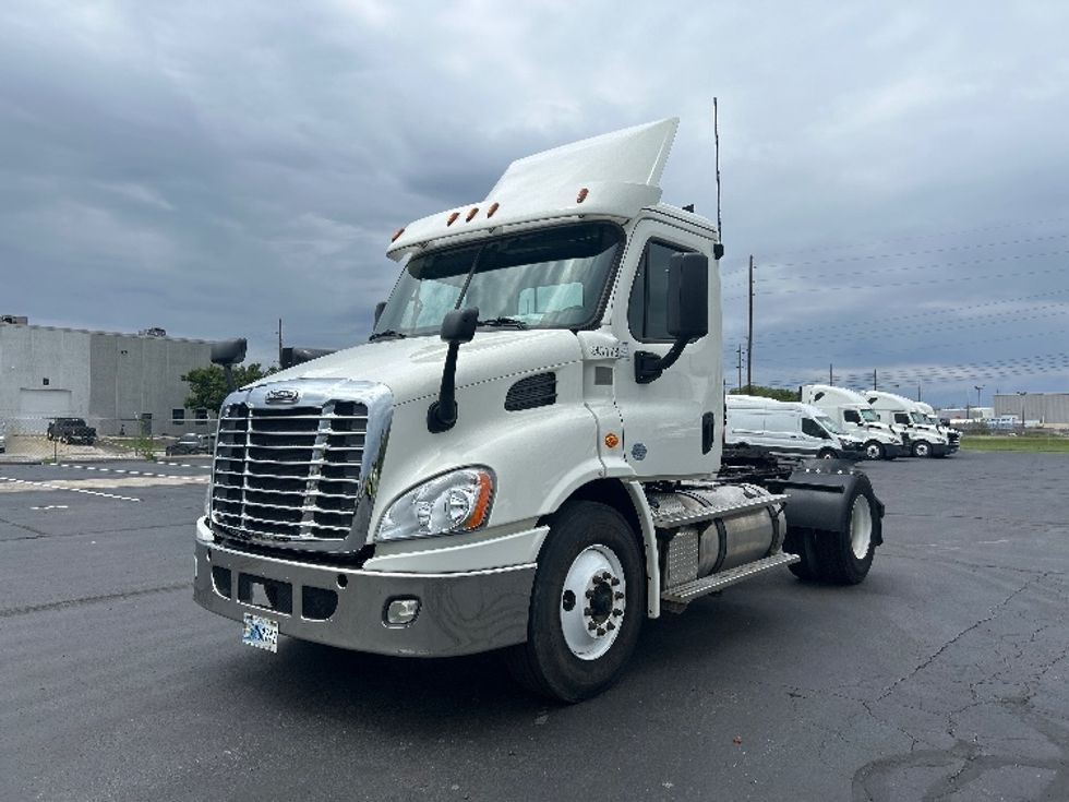 Day Cab Tractor-Heavy Duty Tractors-Freightliner-2019-Cascadia 11342ST-Indianapolis-IN-271,879\n\t\tmiles-$ 27,000 - Image 3