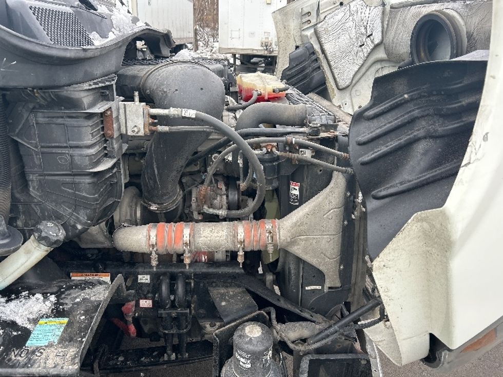 Day Cab Tractor-Heavy Duty Tractors-Freightliner-2019-Cascadia 11342ST-Indianapolis-IN-478,529\n\t\tmiles-$ 21,500 - Image 15