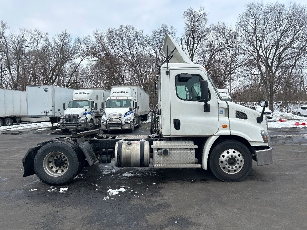 Day Cab Tractor-Heavy Duty Tractors-Freightliner-2019-Cascadia 11342ST-Indianapolis-IN-478,529\n\t\tmiles-$ 21,500 - Image 8