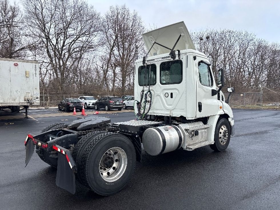 Day Cab Tractor-Heavy Duty Tractors-Freightliner-2019-Cascadia 11342ST-Indianapolis-IN-500,841\n\t\tmiles-$ 20,750 - Image 7