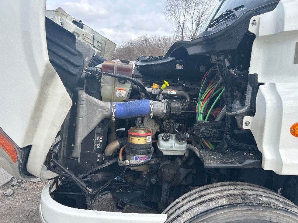 Day Cab Tractor-Heavy Duty Tractors-Freightliner-2019-Cascadia 11342ST-Jackson-TN-470,455\n\t\tmiles-$ 23,250 - Image 16