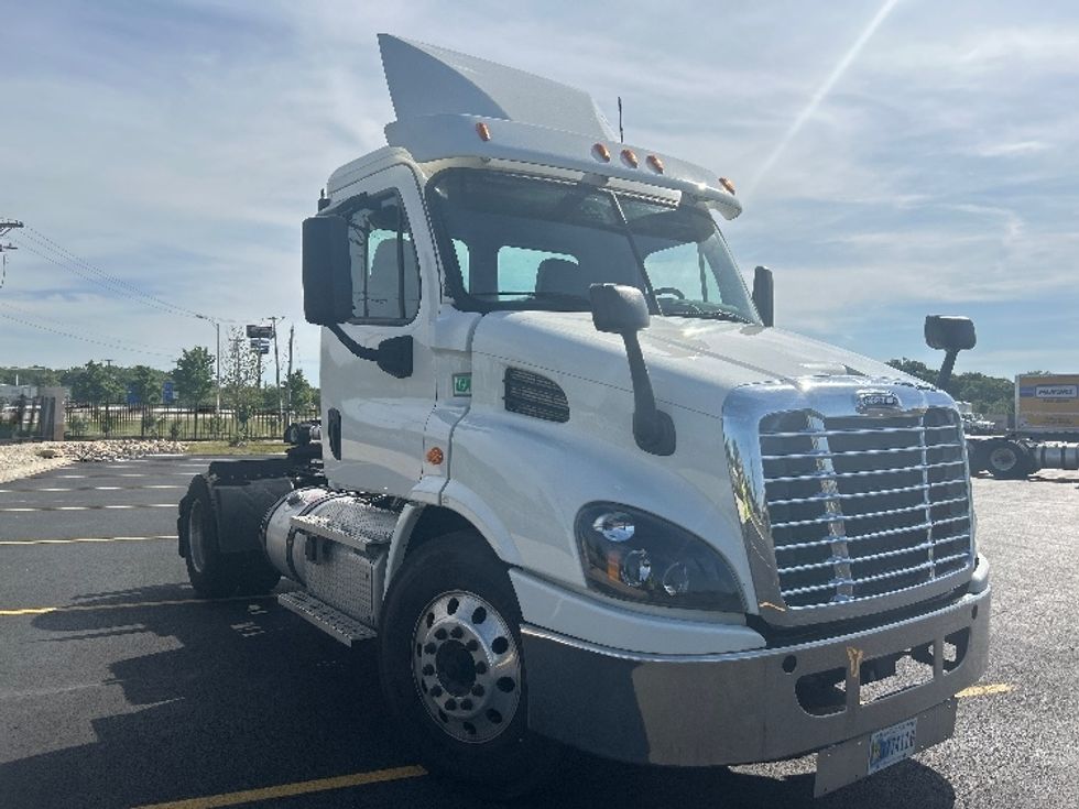 Day Cab Tractor-Heavy Duty Tractors-Freightliner-2019-Cascadia 11342ST-La Porte-IN-458,243\n\t\tmiles-$ 22,500 - Image 1