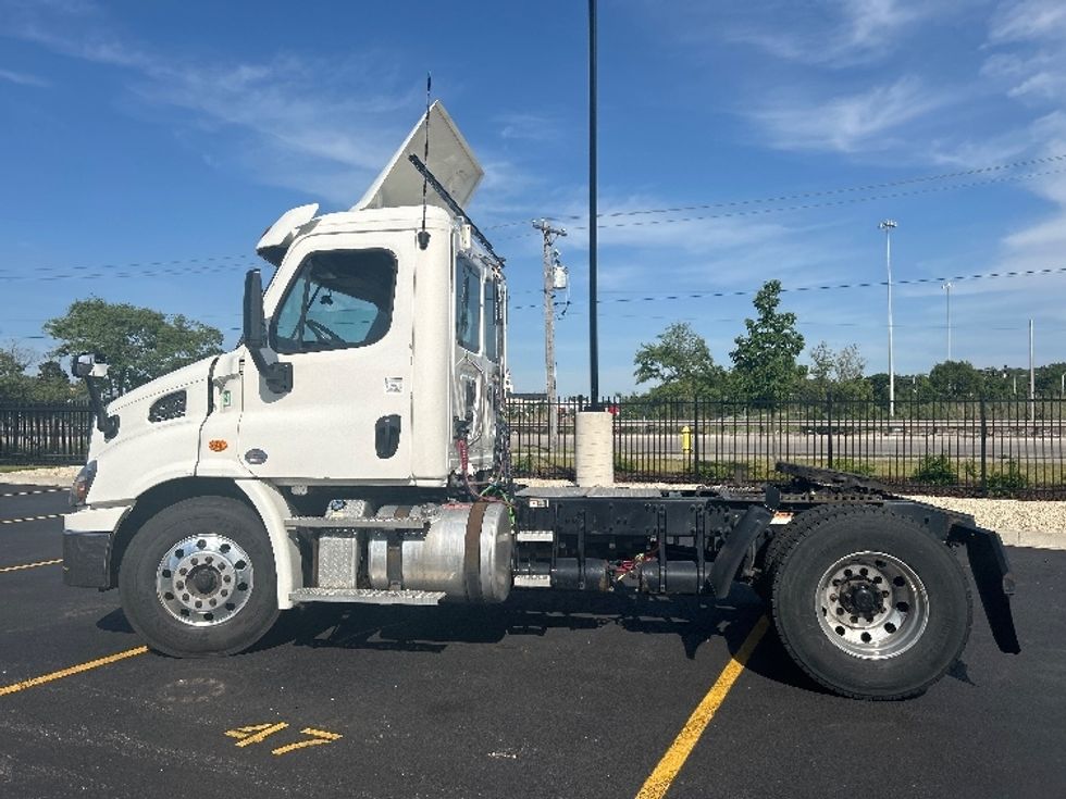 Day Cab Tractor-Heavy Duty Tractors-Freightliner-2019-Cascadia 11342ST-La Porte-IN-458,243\n\t\tmiles-$ 22,500 - Image 4