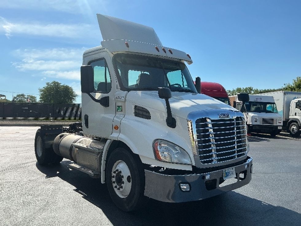 Day Cab Tractor-Heavy Duty Tractors-Freightliner-2019-Cascadia 11342ST-La Porte-IN-488,000\n\t\tmiles-$ 19,250 - Image 1