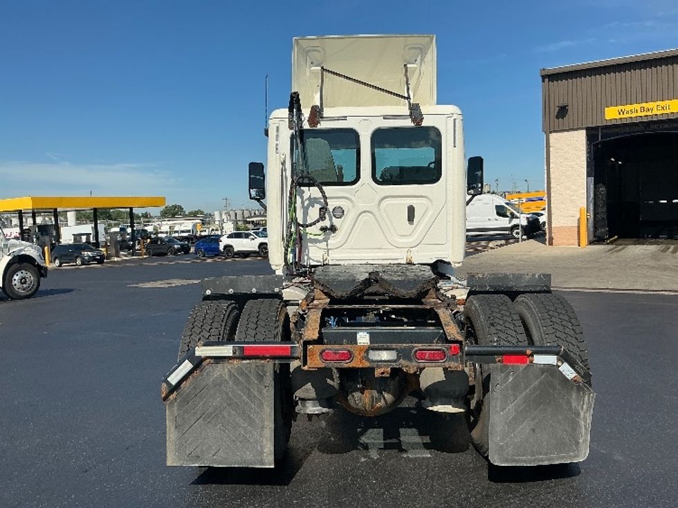 Day Cab Tractor-Heavy Duty Tractors-Freightliner-2019-Cascadia 11342ST-La Porte-IN-488,000\n\t\tmiles-$ 19,250 - Image 6
